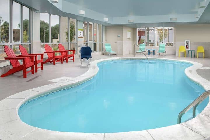 Pool 18 of 27