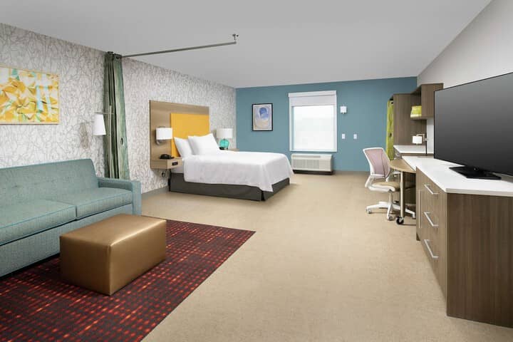 Room 8 of 27